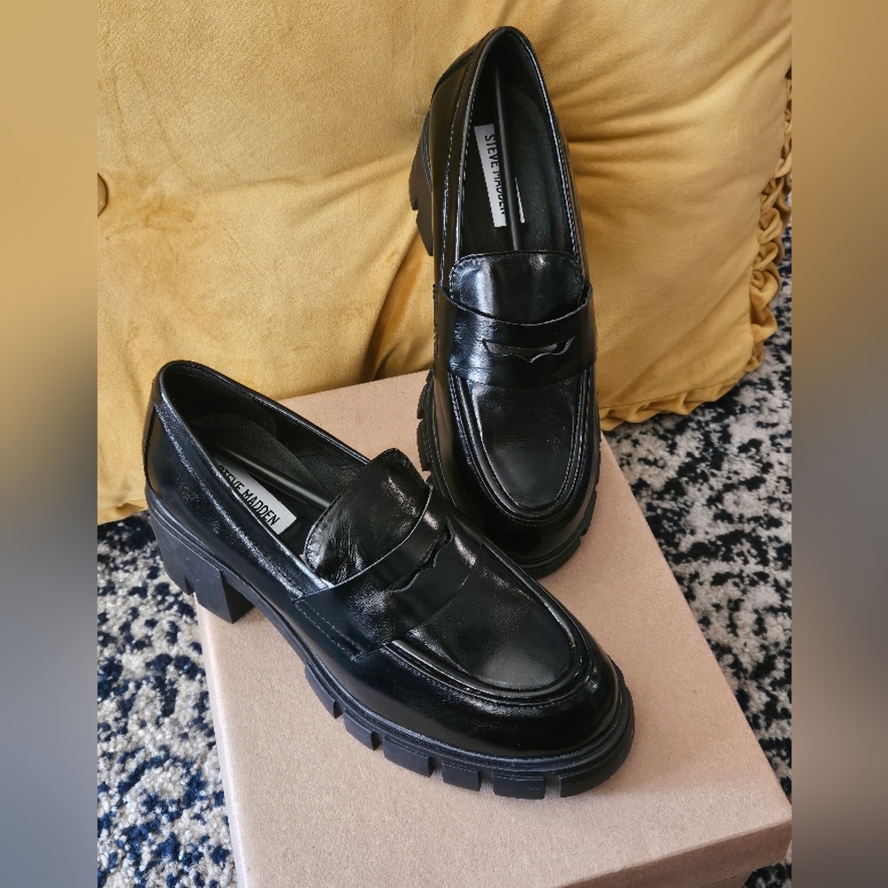NEW Steve Madden Chunky Hailee Black Leather Loafer